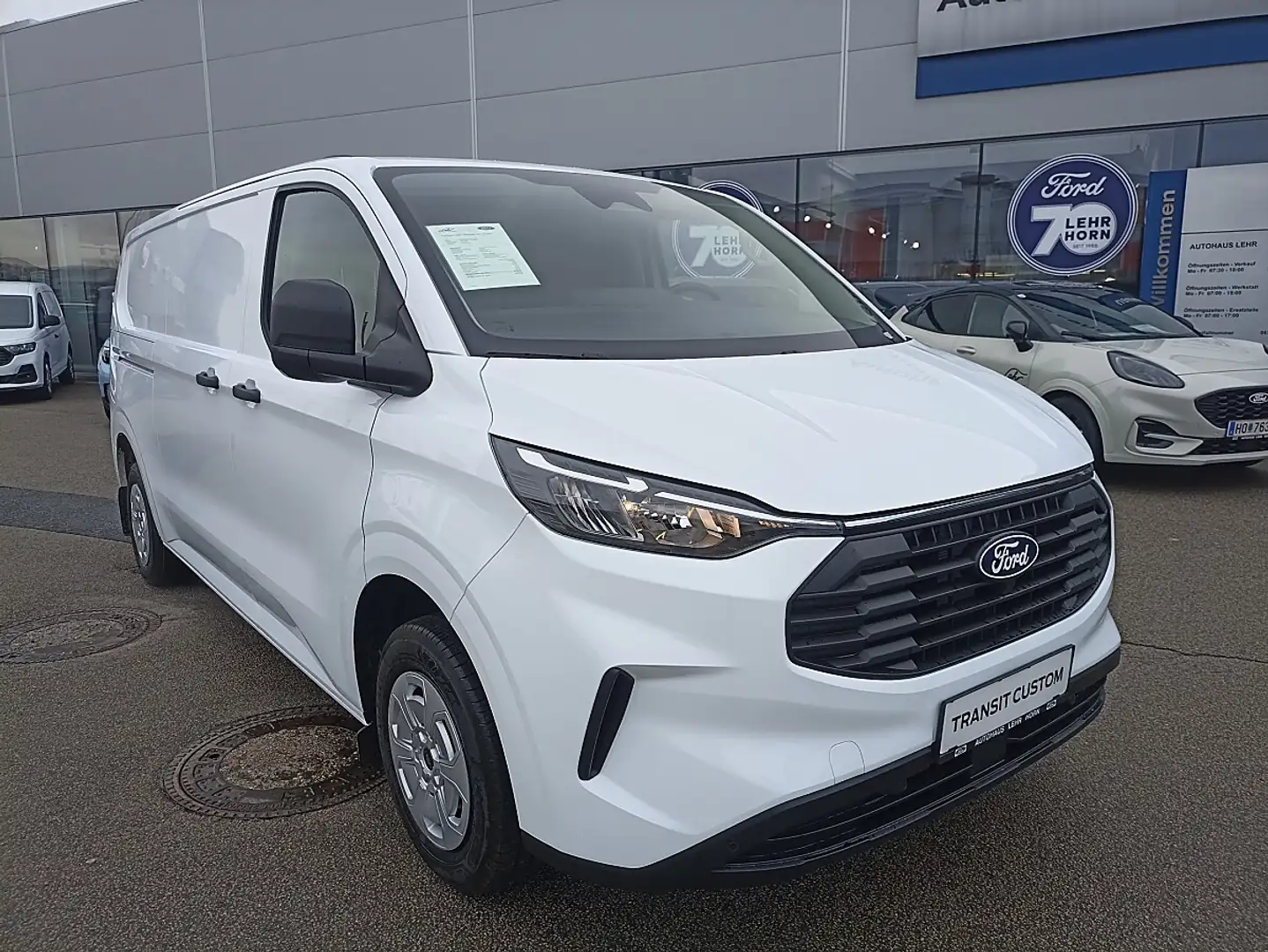 Ford Transit Custom L2H1 3,2t 136PS; netto €28.440,- Weiß - 1