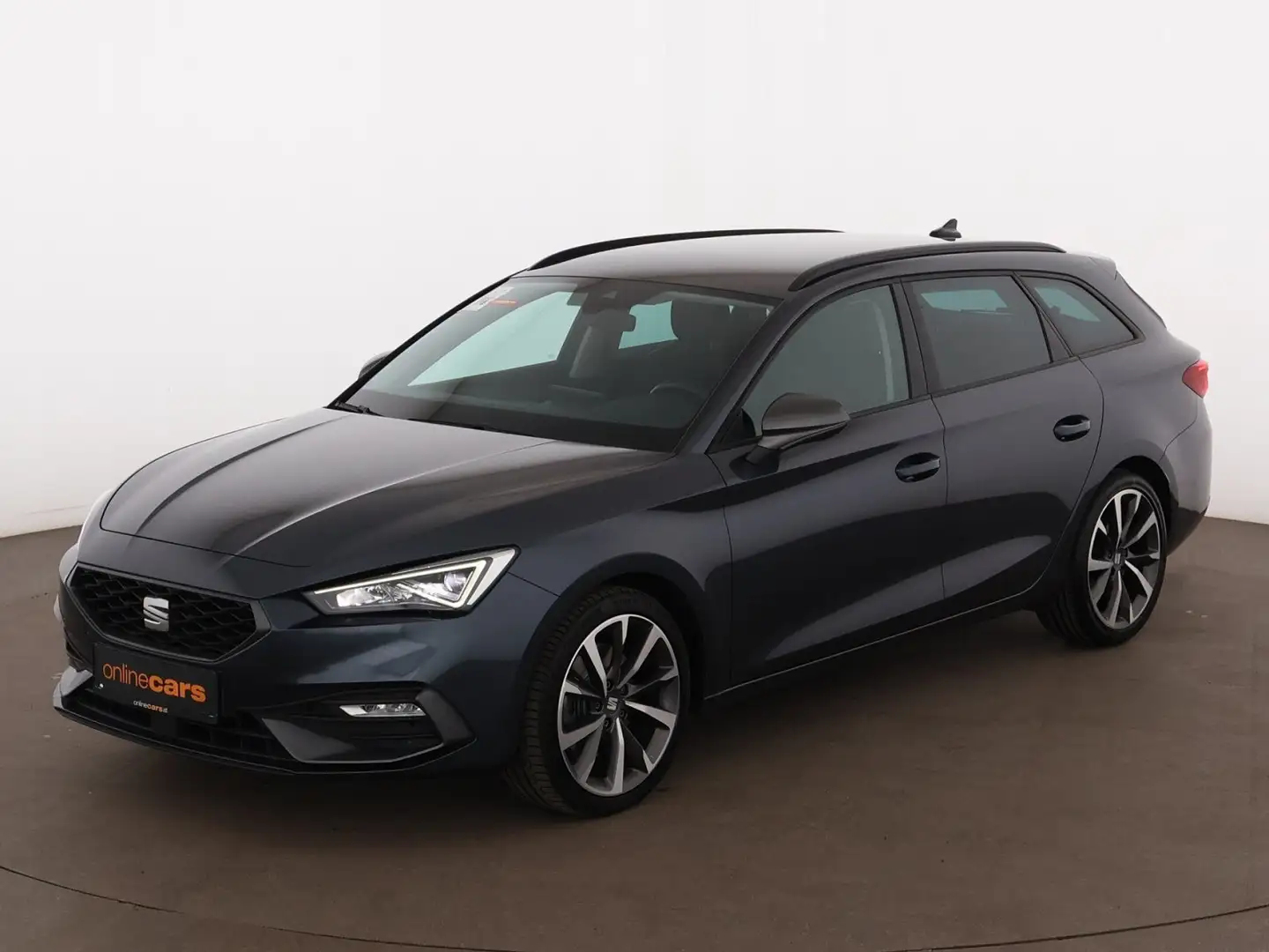SEAT Leon ST 2.0 TDI FR Aut LED RADAR NAVI R-CAM TEMP Grau - 2