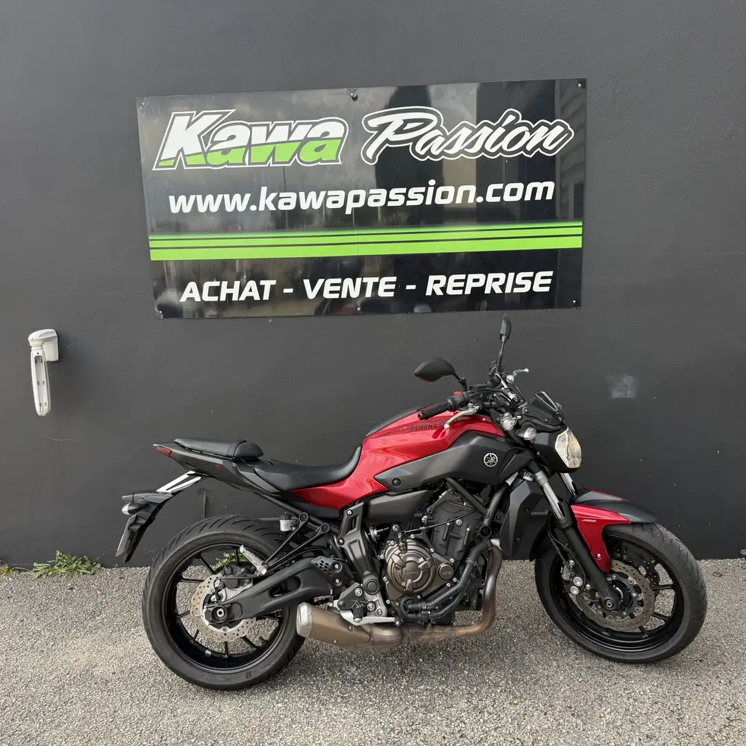 Yamaha MT-07 - 2