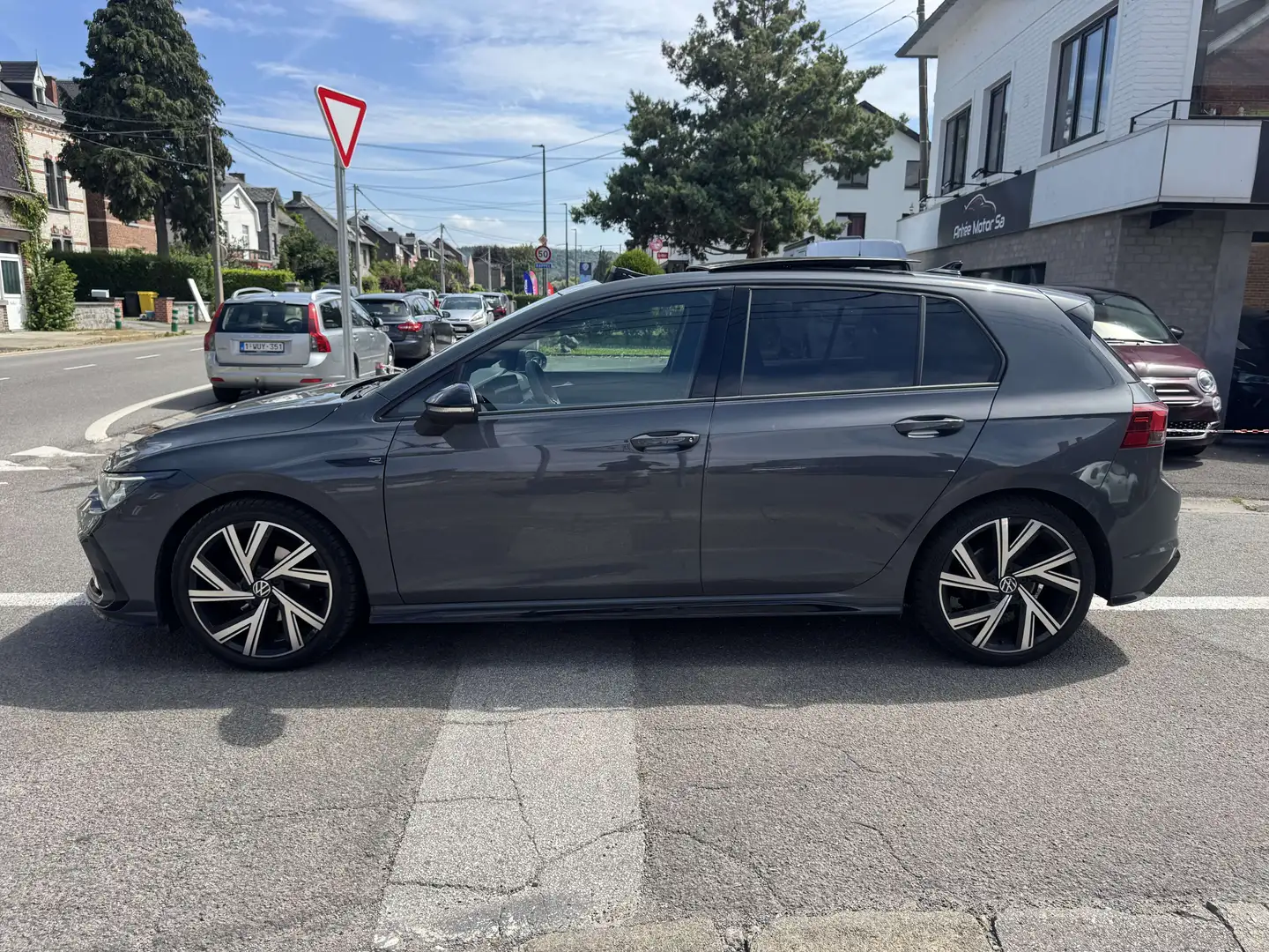 Volkswagen Golf Golf 1.5 eTSI OPF DSG R-Line/Boite auto/Toit Pano/ Gris - 1