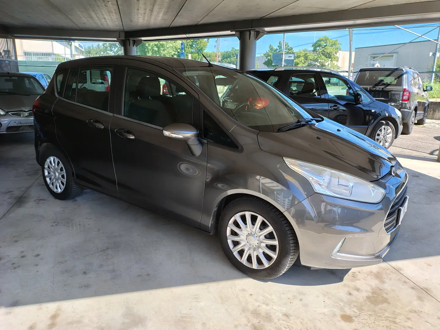 Ford B-Max B-Max 1.6 Plus 105cv powershift E6 Grau - 2