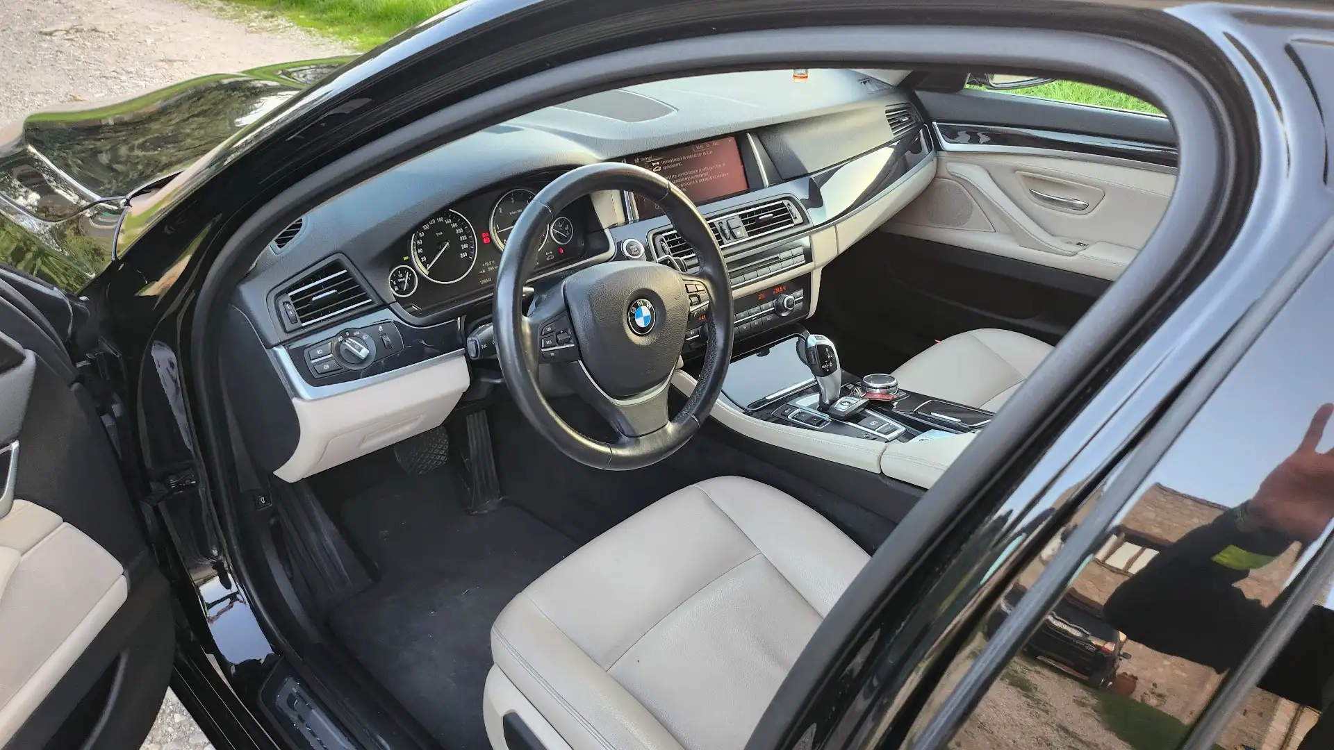BMW 520 520d eff.dynamics Luxury auto - 2