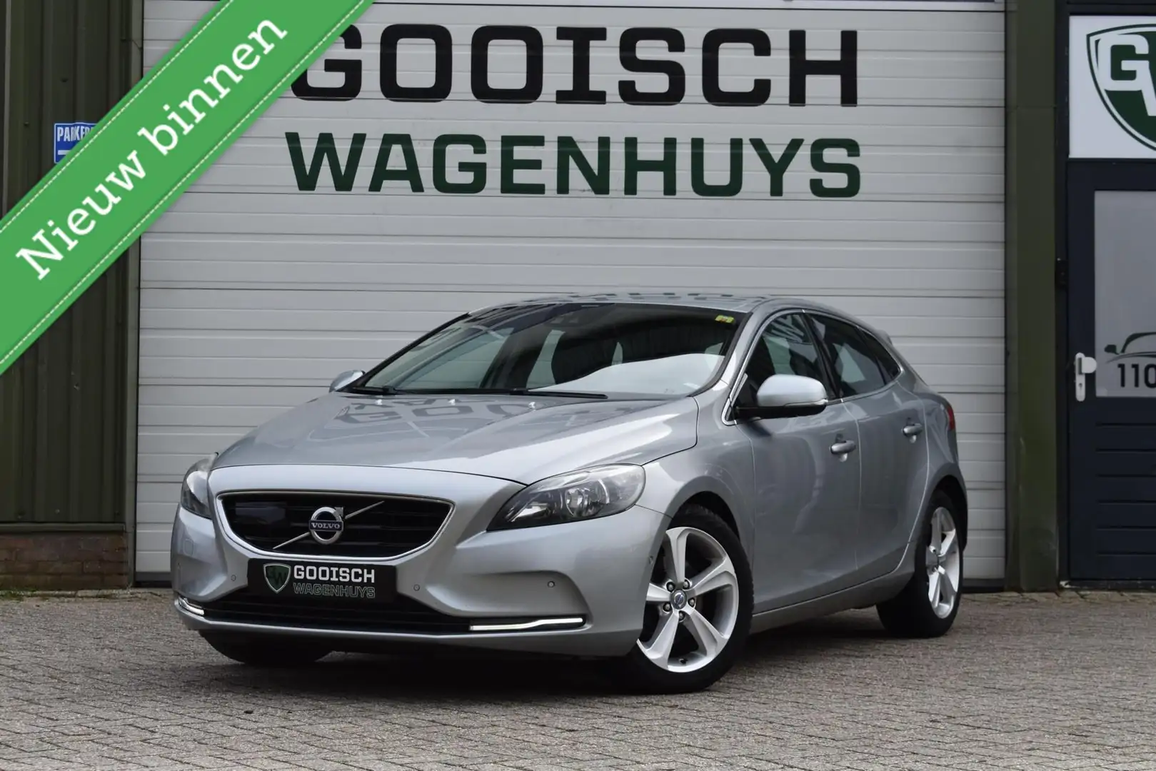 Volvo V40 1.6 T4 Summum | Camera | Leder | Stoelverwarming | Gris - 1