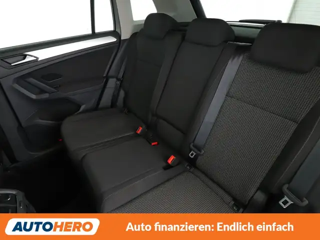 Volkswagen Tiguan view 14