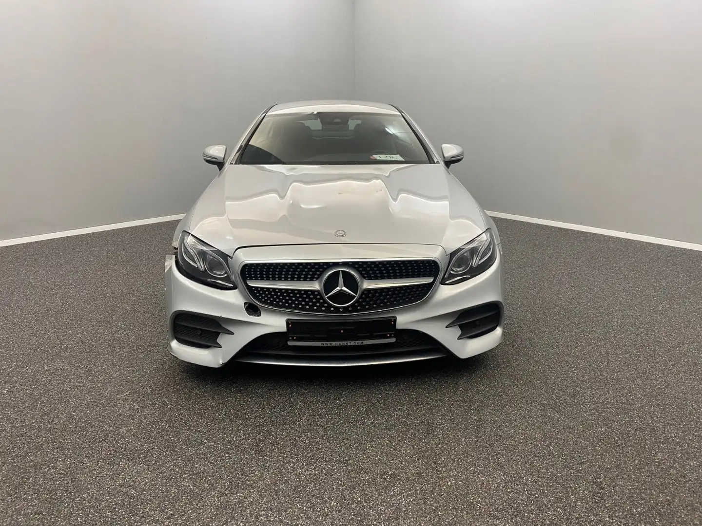 Mercedes-Benz E 200 Coupe AMG-LINE*MBEAM*KAM*COM*BURM*WIDE*18Z Silber - 2
