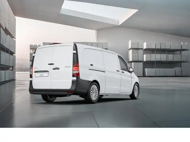 Mercedes-Benz Vito view 4