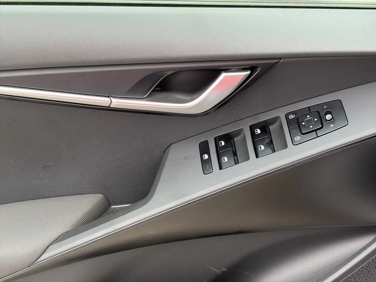 Kia Niro снимка Kia Niro