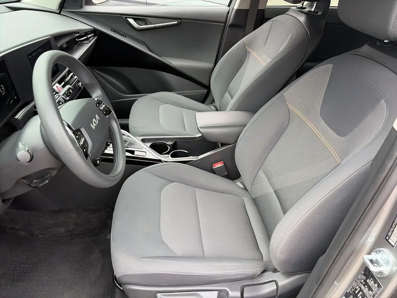 Kia Niro снимка Kia Niro
