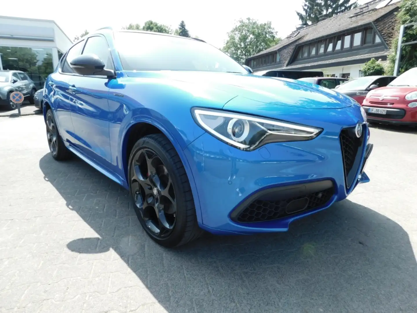 Alfa Romeo Stelvio VELOCE Q4 2.0 TURBO 16V PANO HARMAN STANDHEIZUNG Blau - 2