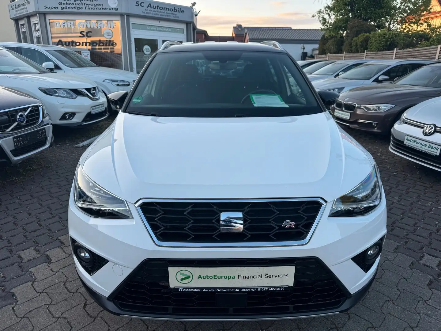 SEAT Arona 1.0 TGI FR -Line Weiß - 2