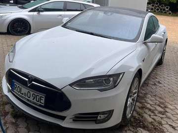 Model S 70D Allradantrieb FREE CHARGING