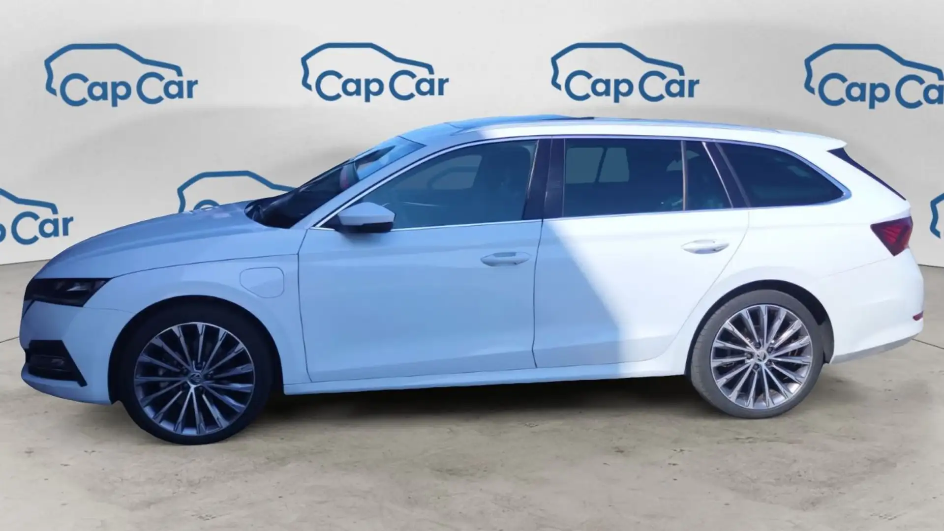 Skoda Octavia IV 1.4 TSi 204 DSG6e Style - Toit ouvrant Blanc - 2