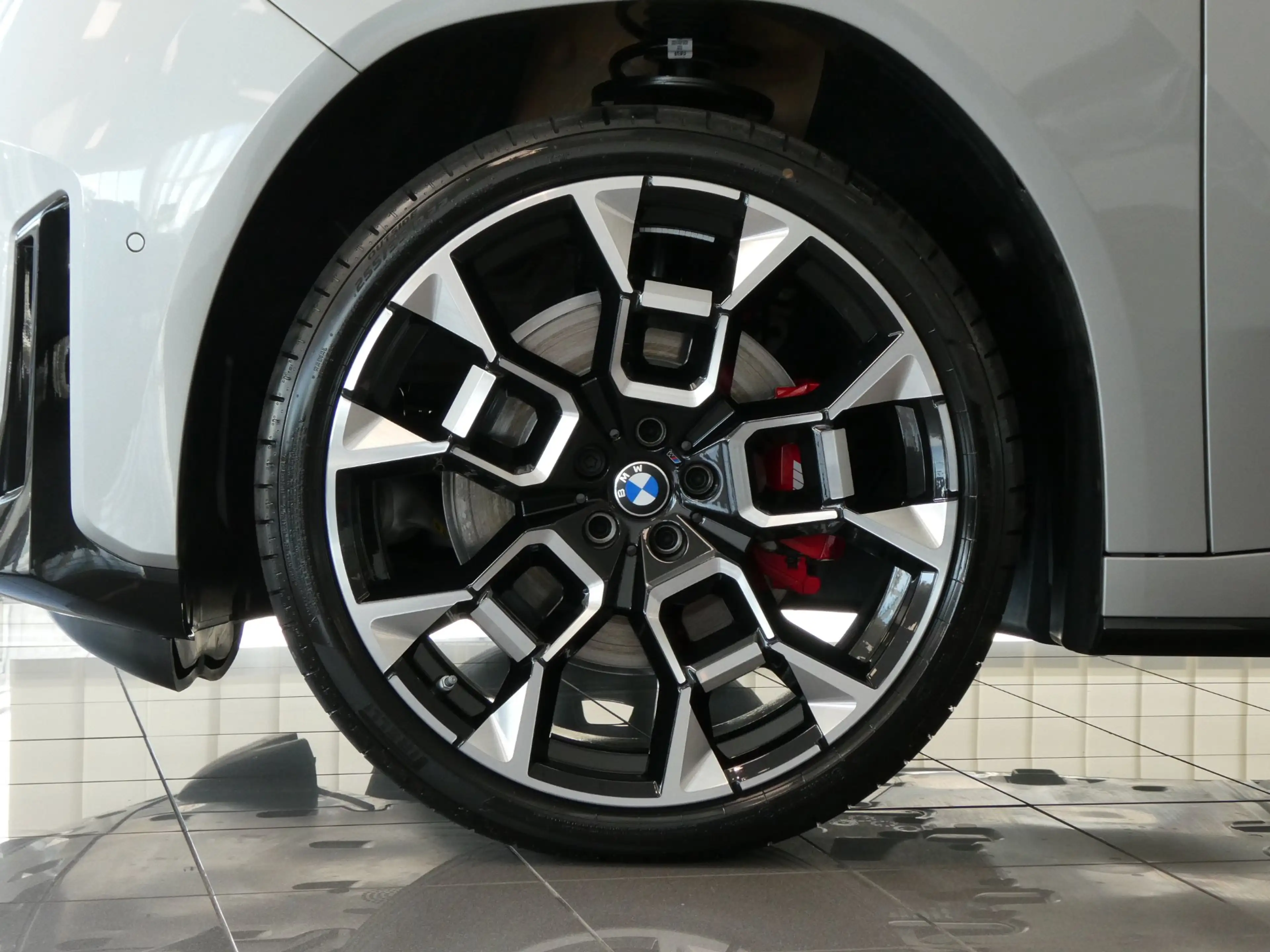 BMW iX3 40 sDrive — photo 4