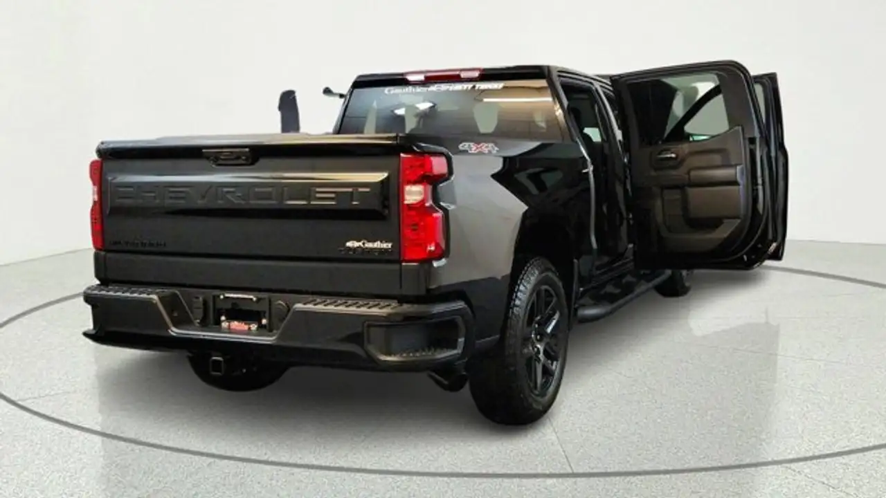 Chevrolet Silverado 1500 снимка Chevrolet Silverado 1500
