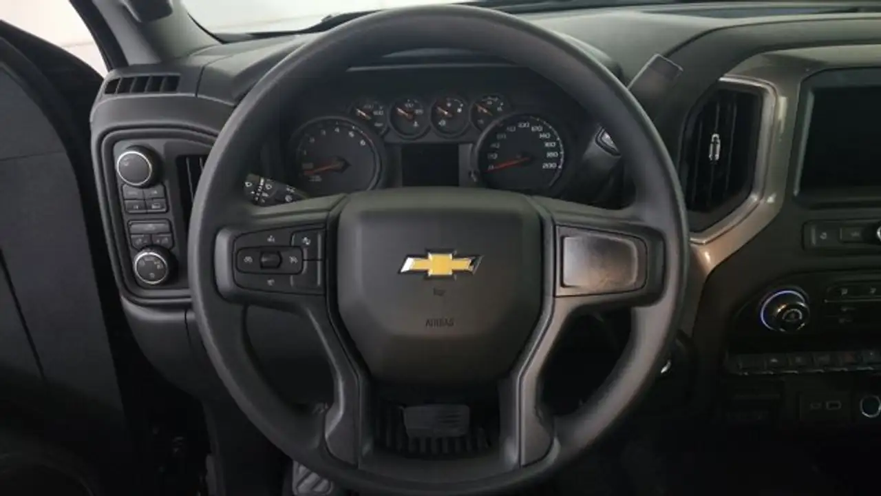 Chevrolet Silverado 1500 снимка Chevrolet Silverado 1500