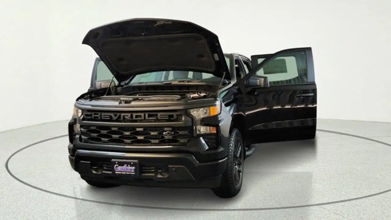 Chevrolet Silverado 1500 снимка Chevrolet Silverado 1500