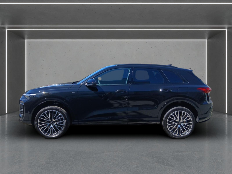 Audi Q5 e-hybrid qu. edition one S tronic *PANO*B&O* — photo 3