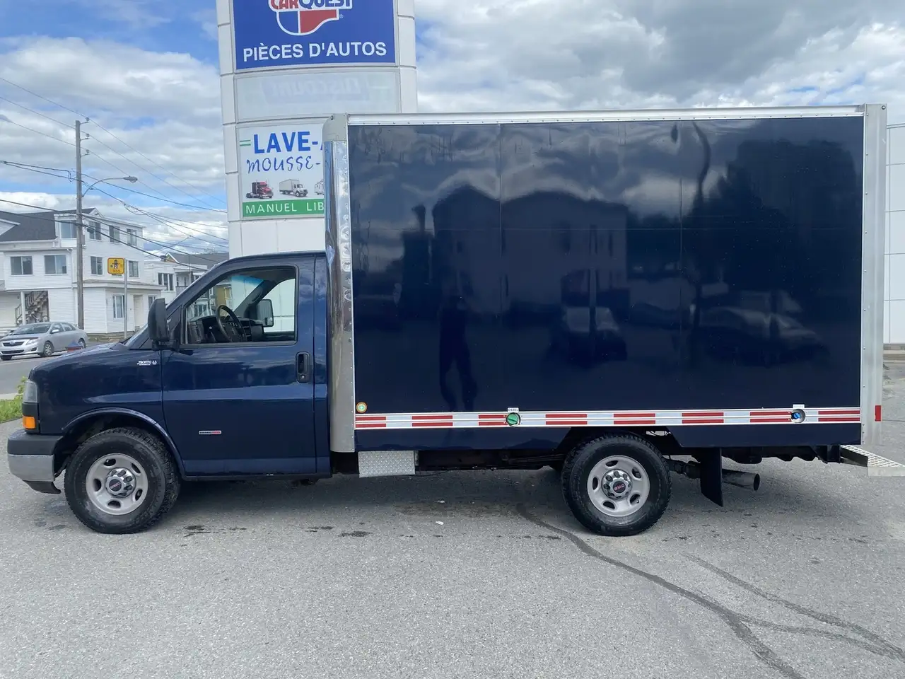 GMC Savana 3500 снимка GMC Savana 3500