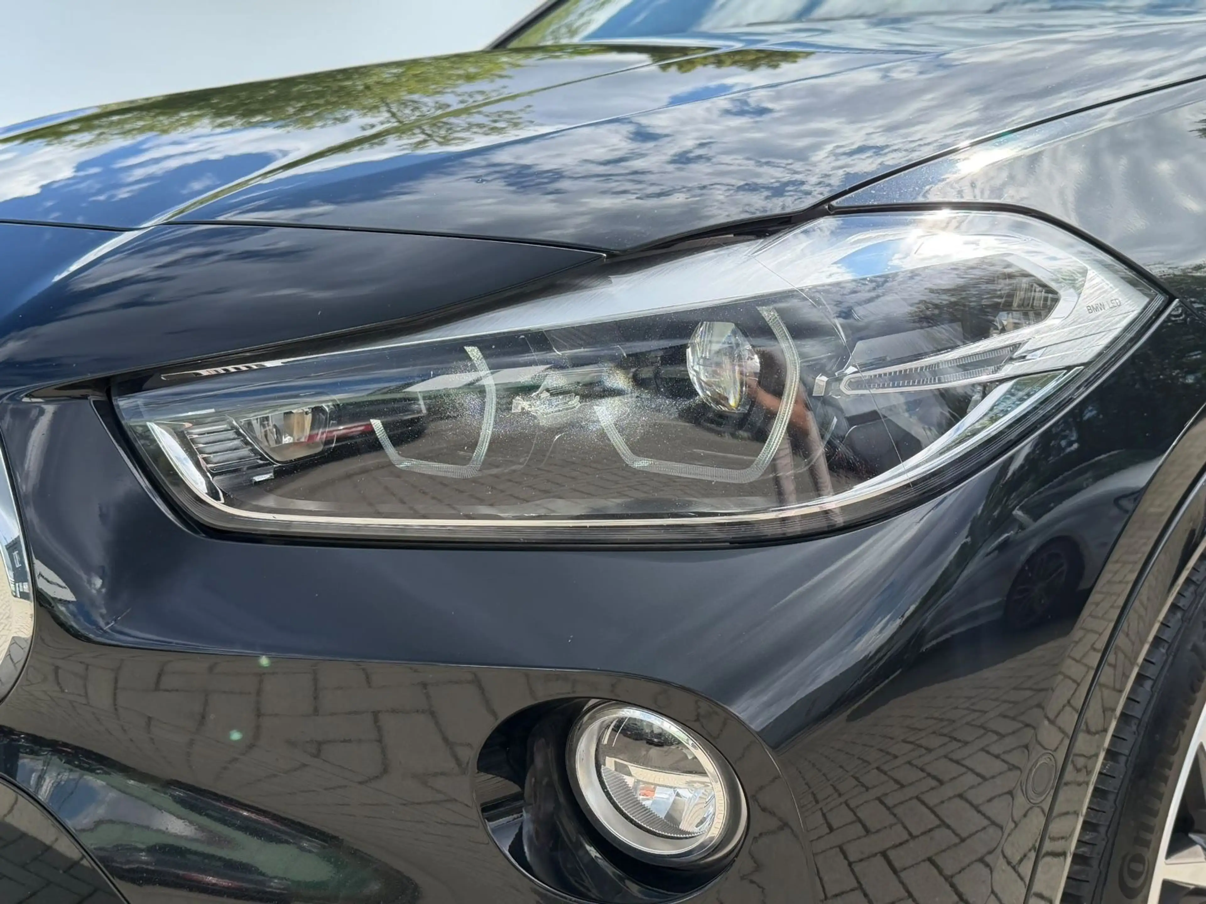 BMW X2 sDrive 20 d M Sport*HUD*LED*NAVI*TEMPOMAT* — photo 3