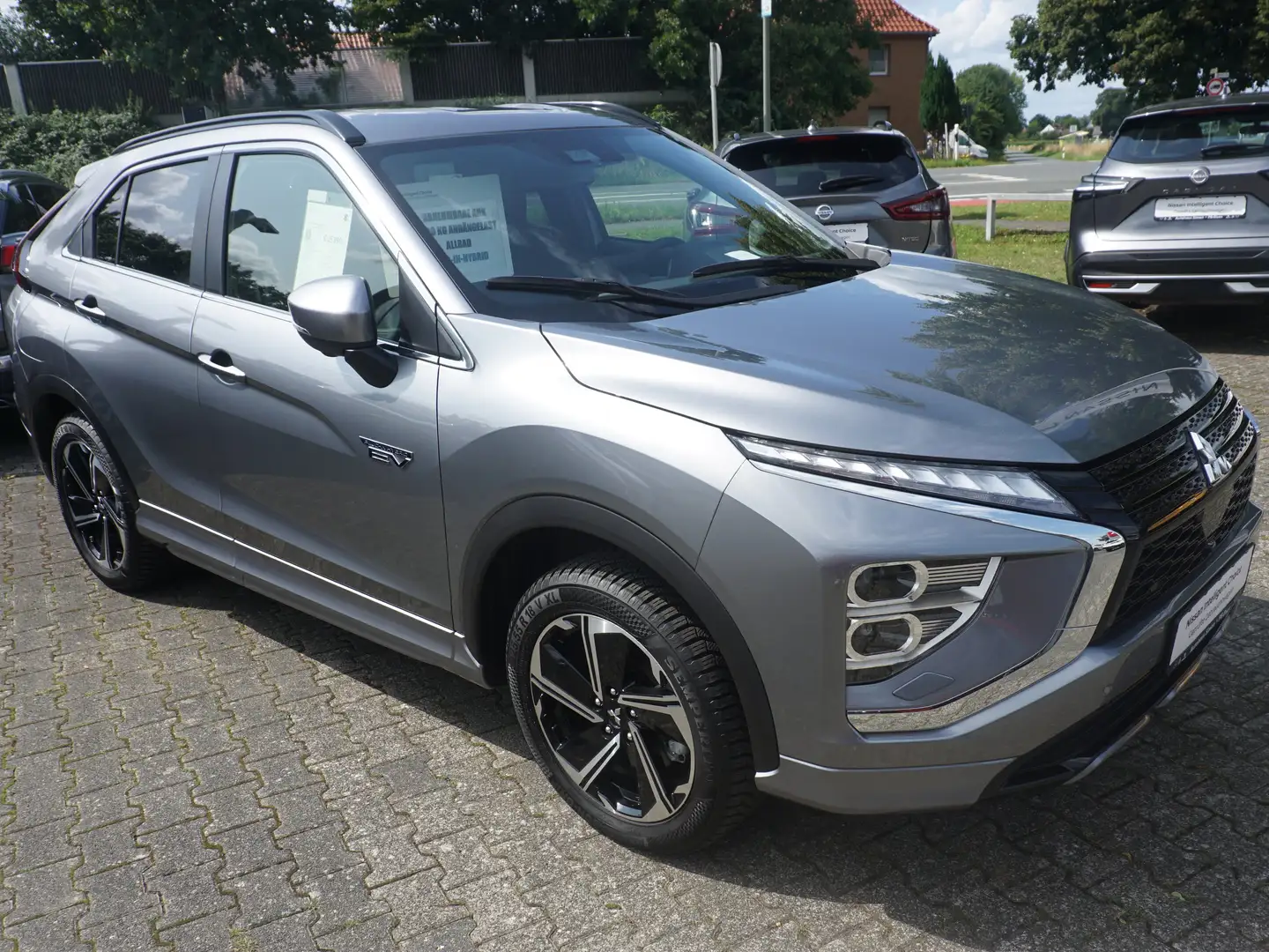 Mitsubishi Eclipse Cross Plug-In Hybrid 4WD Plus Select*AHK*ALLWETTER* Szary - 1
