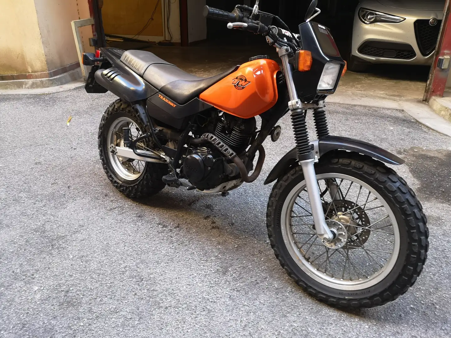 Yamaha TW 125 Orange - 1