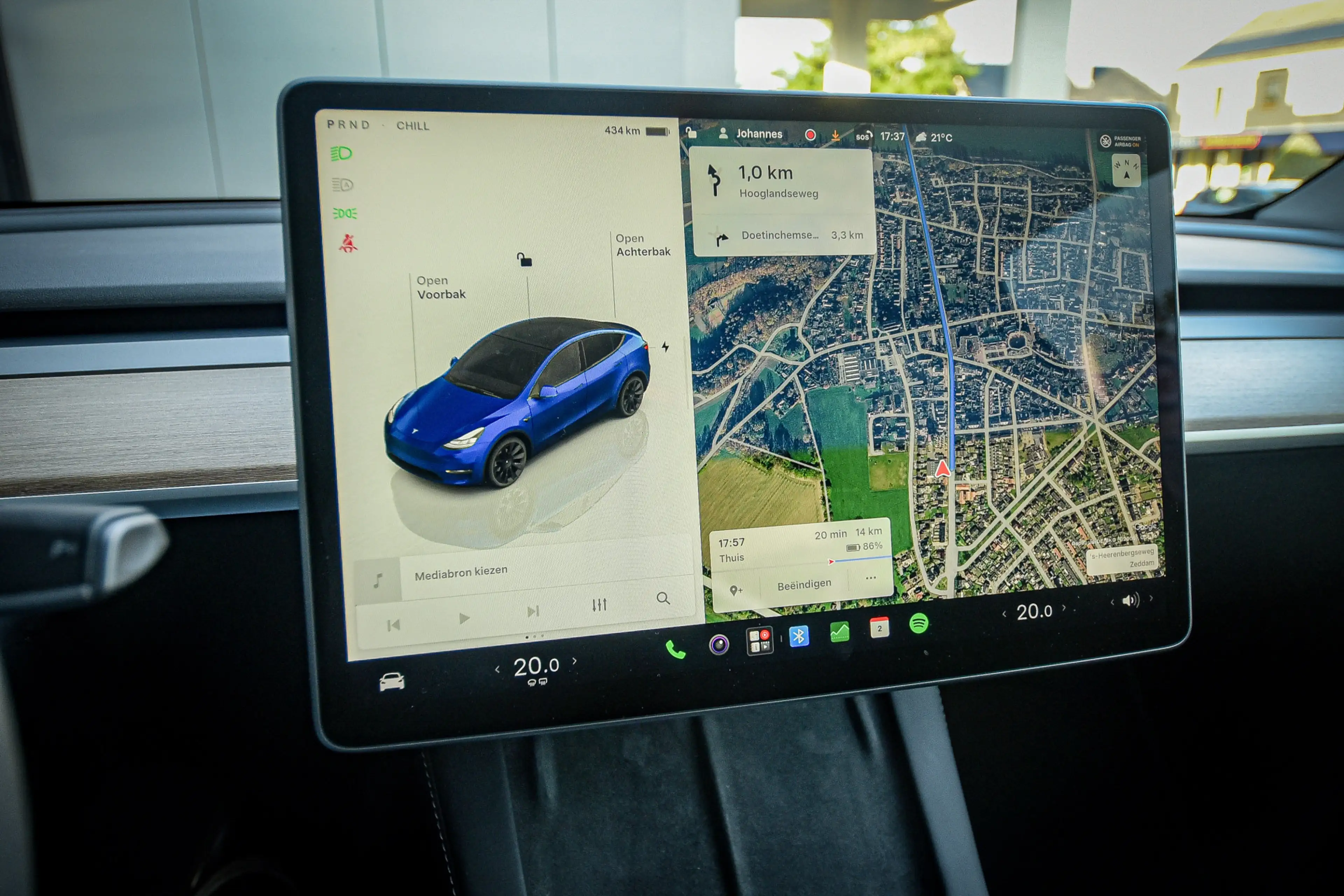 Tesla Model Y Long Rang Dual Motor AWD 75 kWh Enhanced Autopilot — photo 12