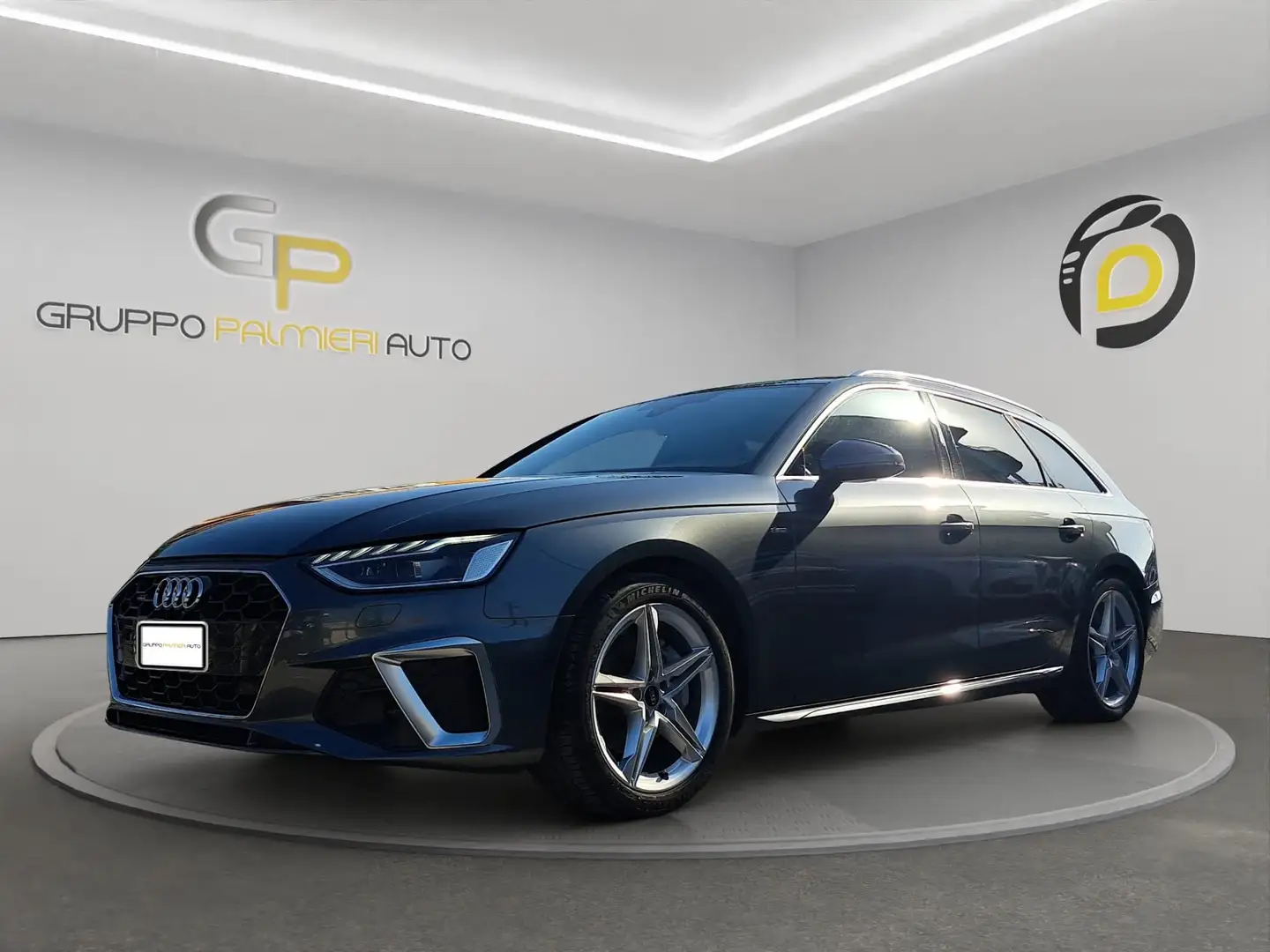 Audi A4 A4 Avant 40 2.0 tdi S line edition quattro 204cv Grijs - 2