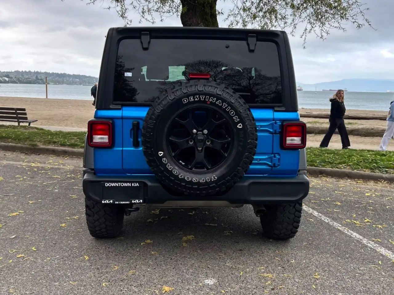 Jeep Wrangler снимка Jeep Wrangler