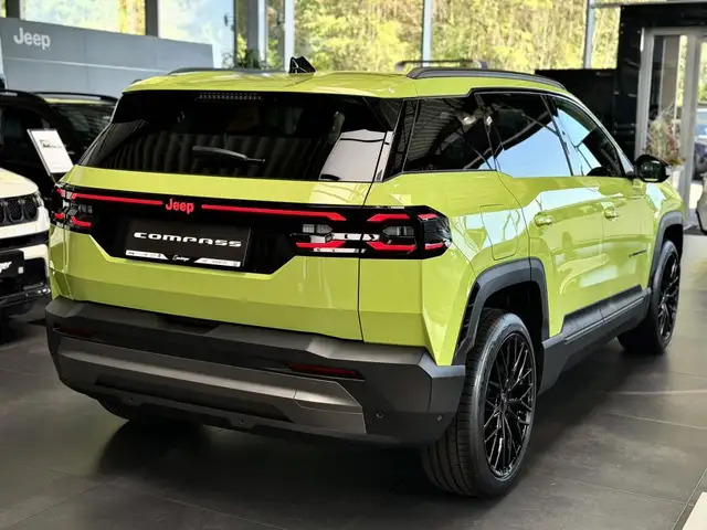 Jeep Compass view 10