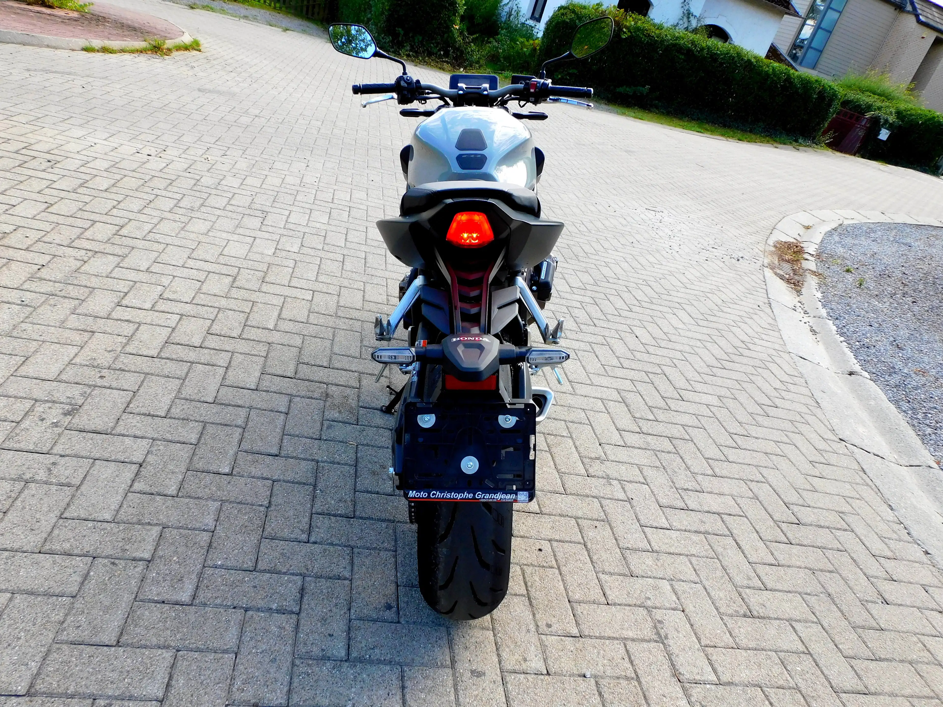 Honda CB 650 R année 2025 , garantie usine — photo 5