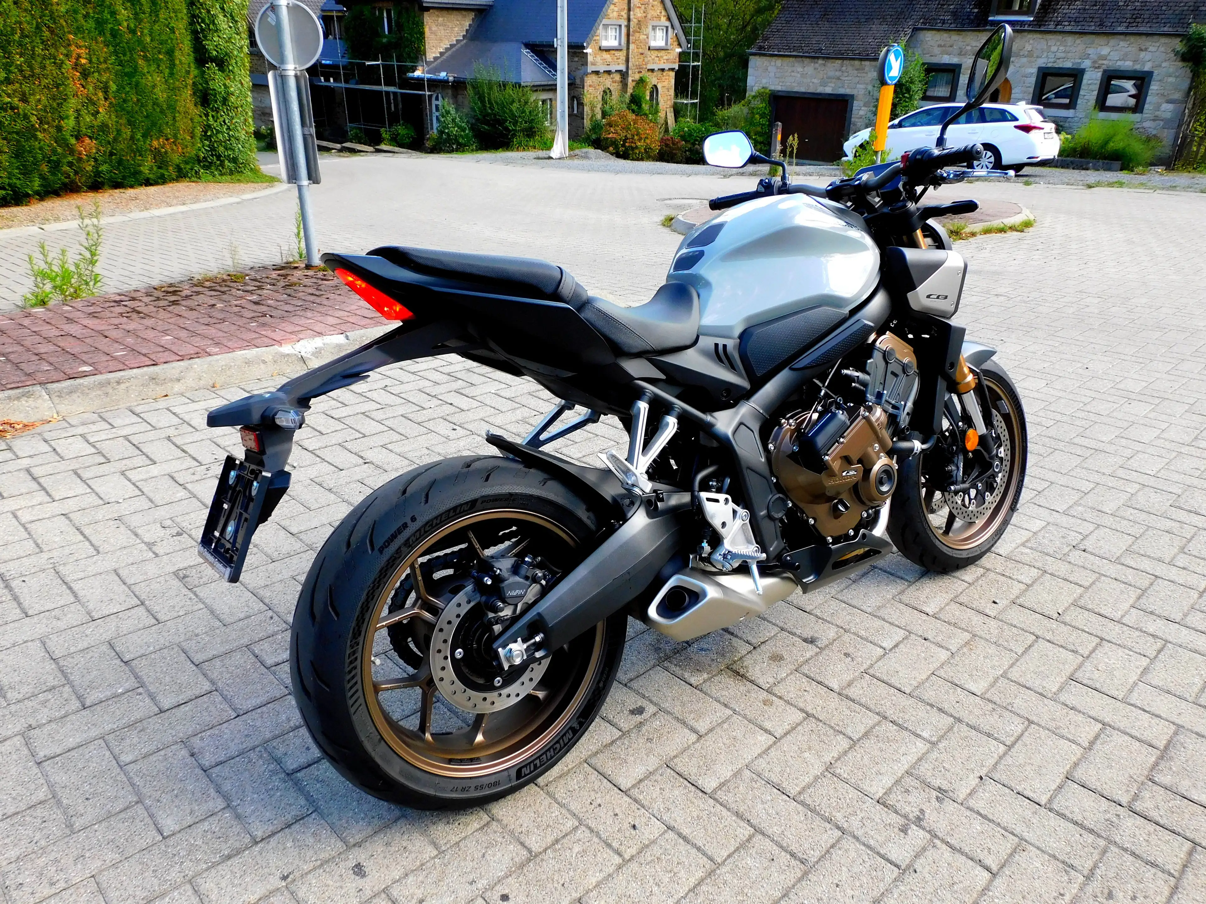 Honda CB 650 R année 2025 , garantie usine — photo 4