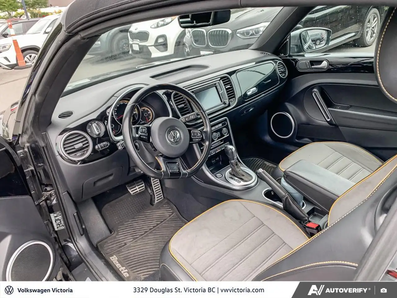 Volkswagen Beetle photo Volkswagen Beetle