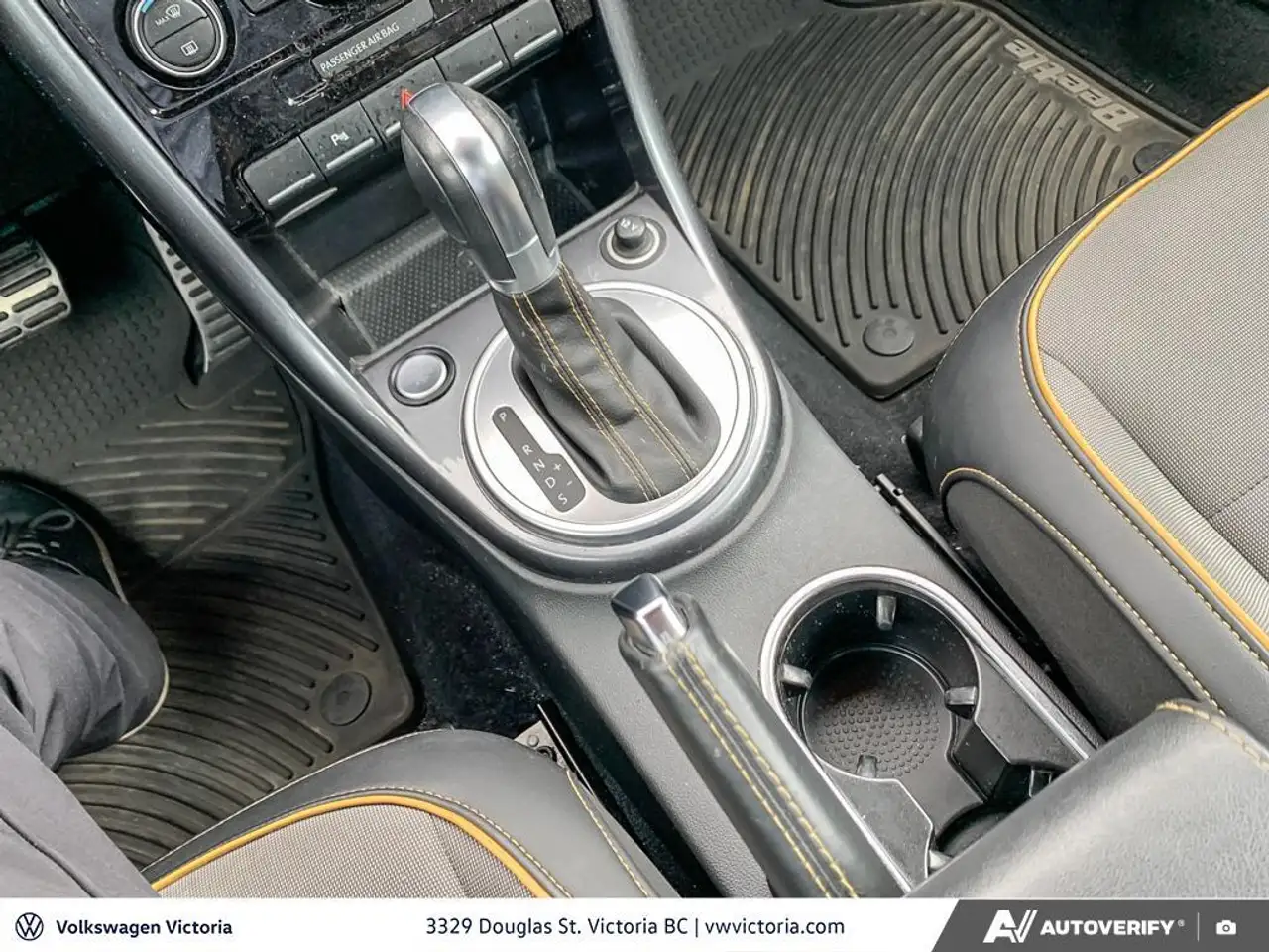 Volkswagen Beetle photo Volkswagen Beetle