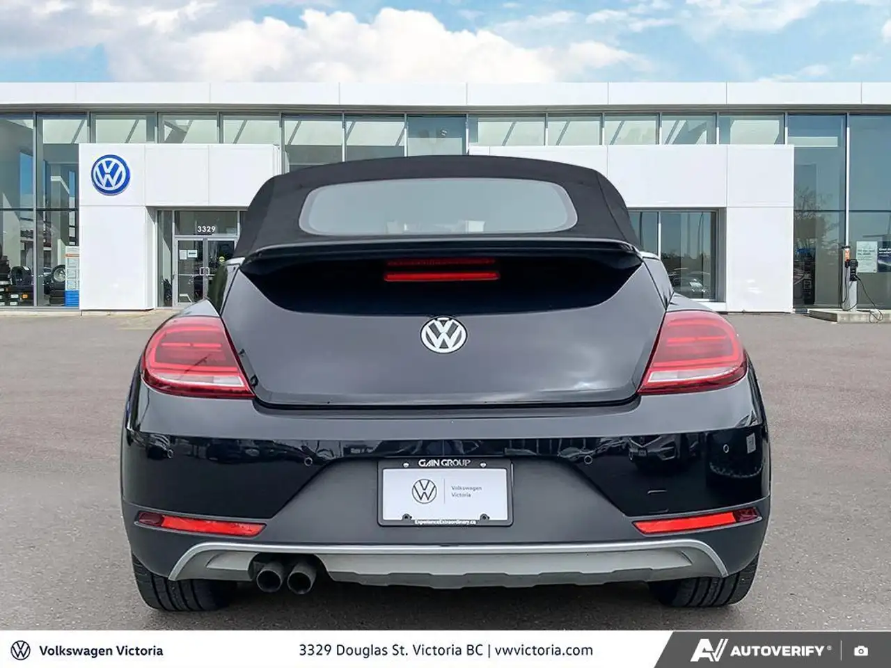 Volkswagen Beetle photo Volkswagen Beetle