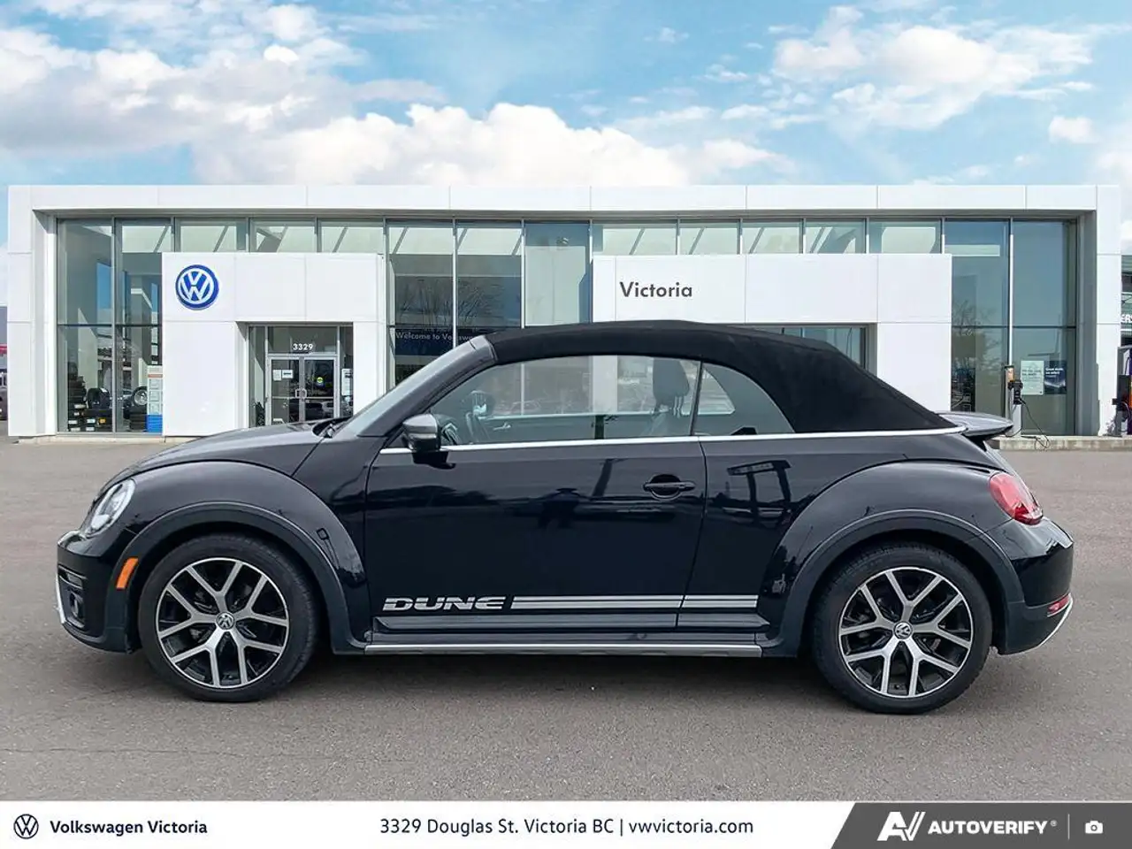 Volkswagen Beetle photo Volkswagen Beetle