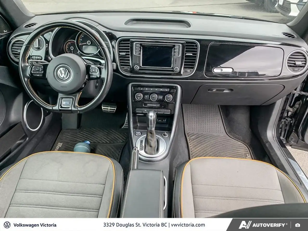 Volkswagen Beetle photo Volkswagen Beetle