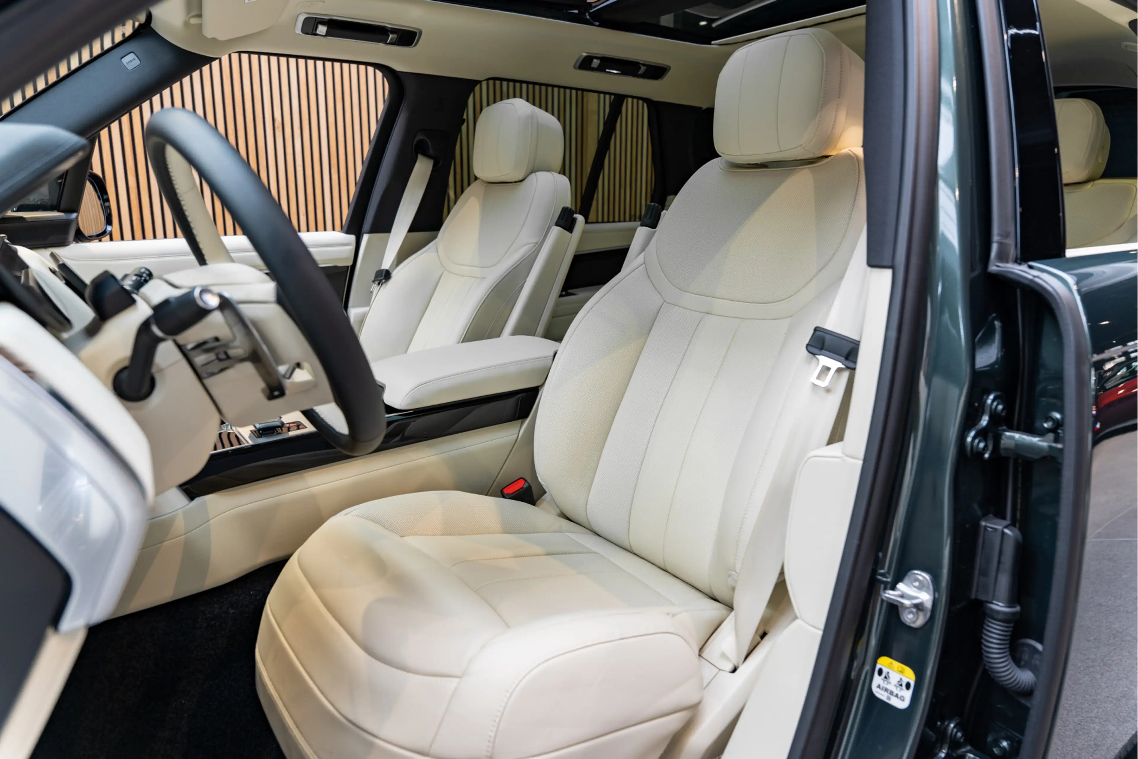 Land Rover Range Rover P460e HSE Meridian 3D Lederpakket Pano 3.0 P460e H — photo 9