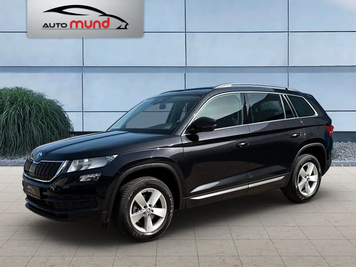 Skoda Kodiaq 1.5 Ambition*7 Sitzer*Navi*AHK*Allwetter* Schwarz - 1