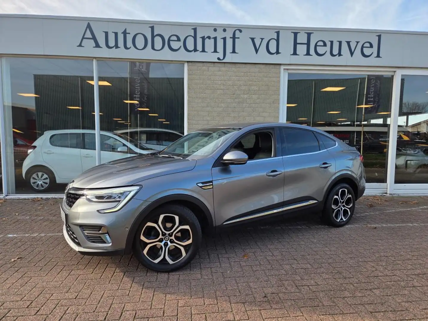 Renault Arkana 1.3 TCe *Camera*Carplay*Stoel/stuur verw.*adaptiev Gris - 1