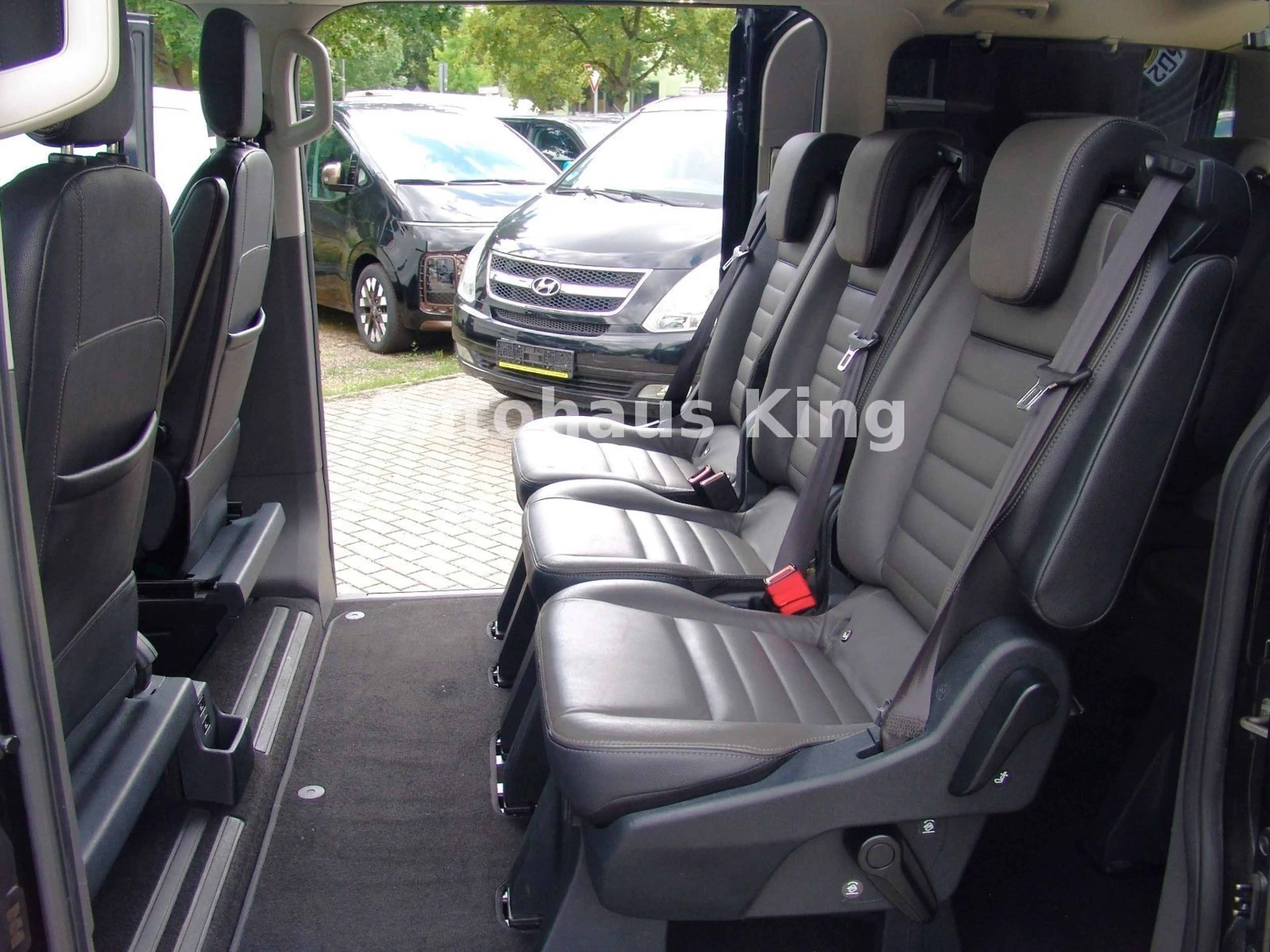 Ford Tourneo Custom Titanium X-8 Sit/Leder/Navi — photo 9