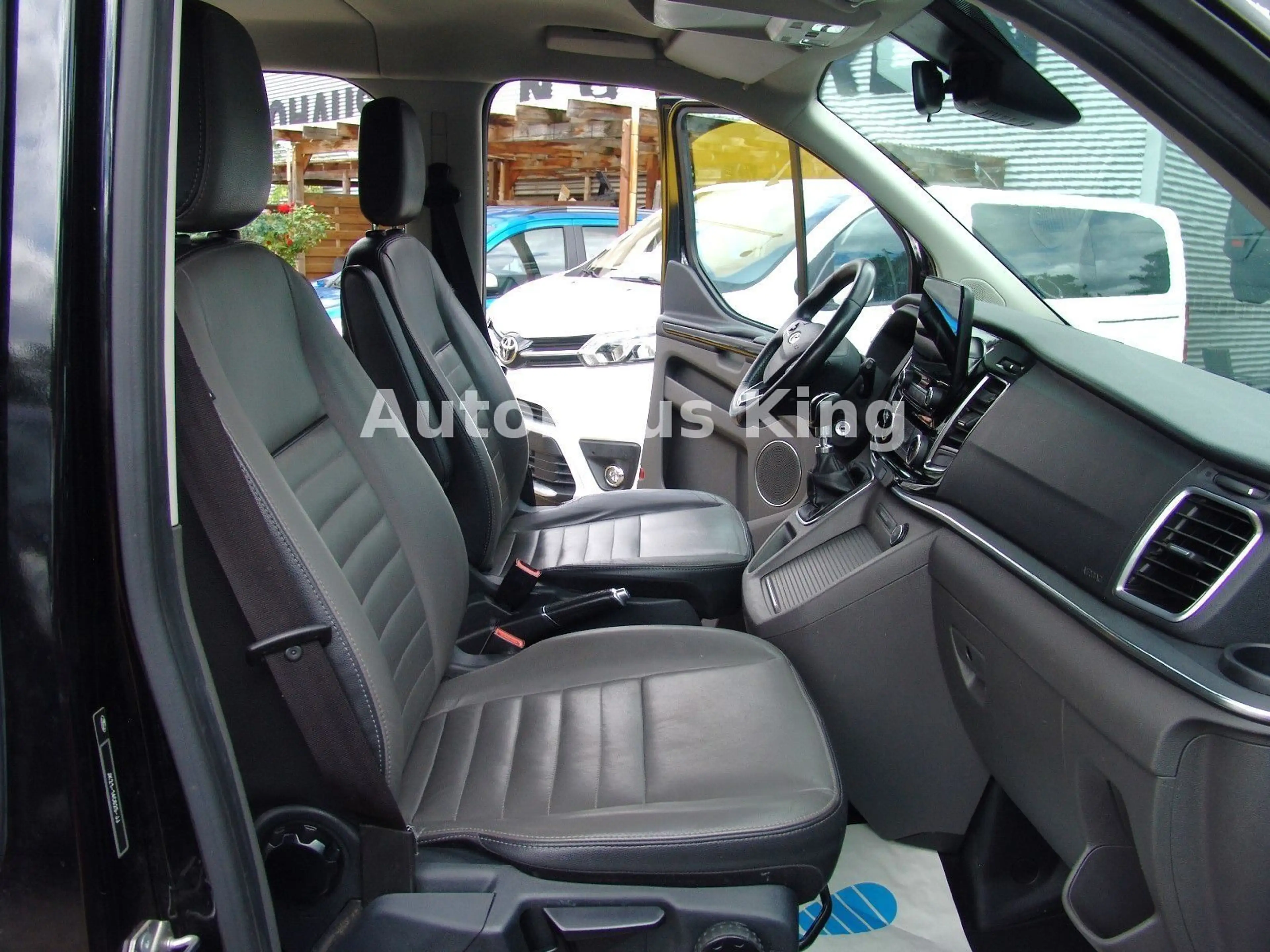 Ford Tourneo Custom Titanium X-8 Sit/Leder/Navi — photo 5