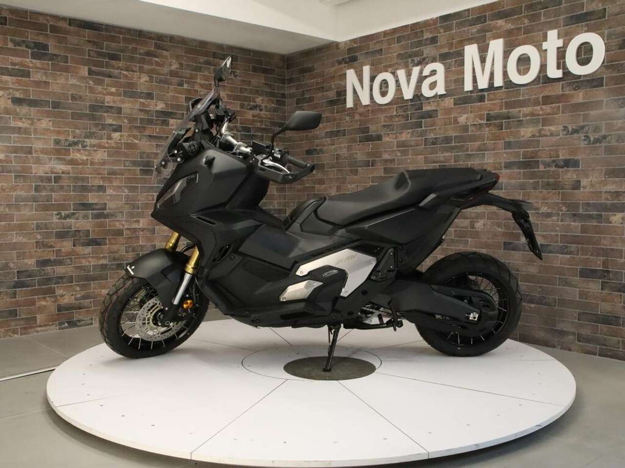 Honda X-ADV 750 DCT Abs my21