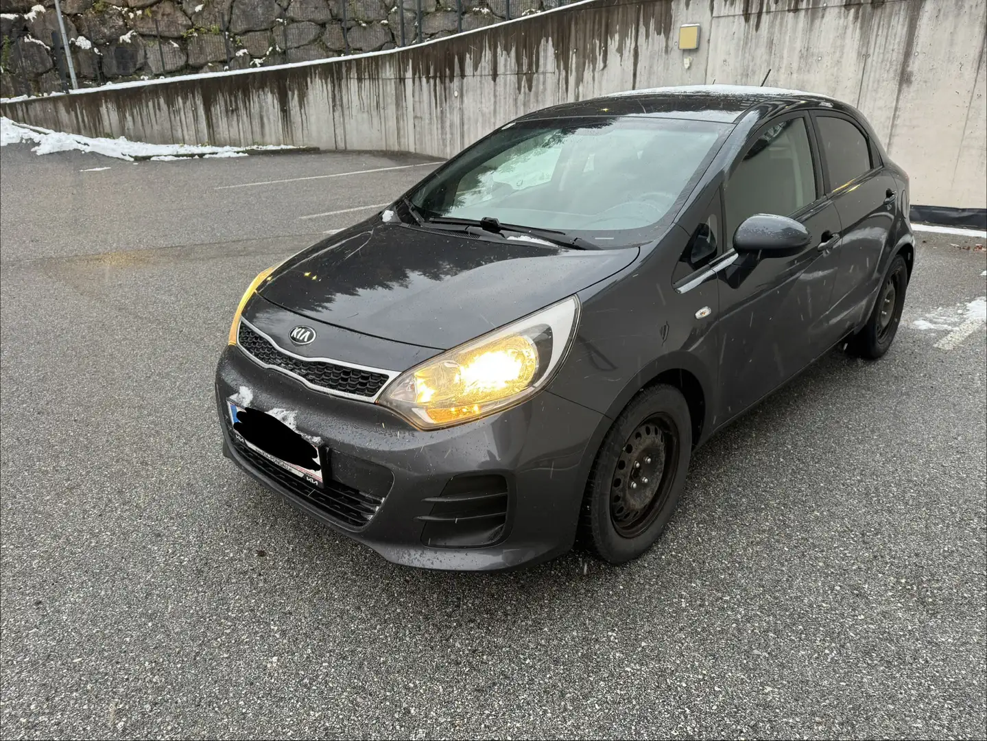 Kia Rio 1,2 MPI Titan PICKERL **NEU** BIS 04/2027 Grau - 1