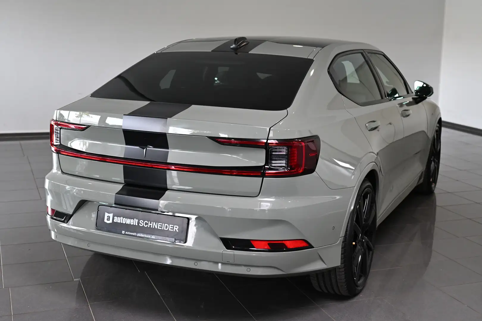 Polestar 2 Long Range Dual BST Edition 230 AHK Pano 21 Gris - 2