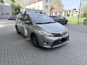 1.6 D-4D Premium 7pl. +32485414056