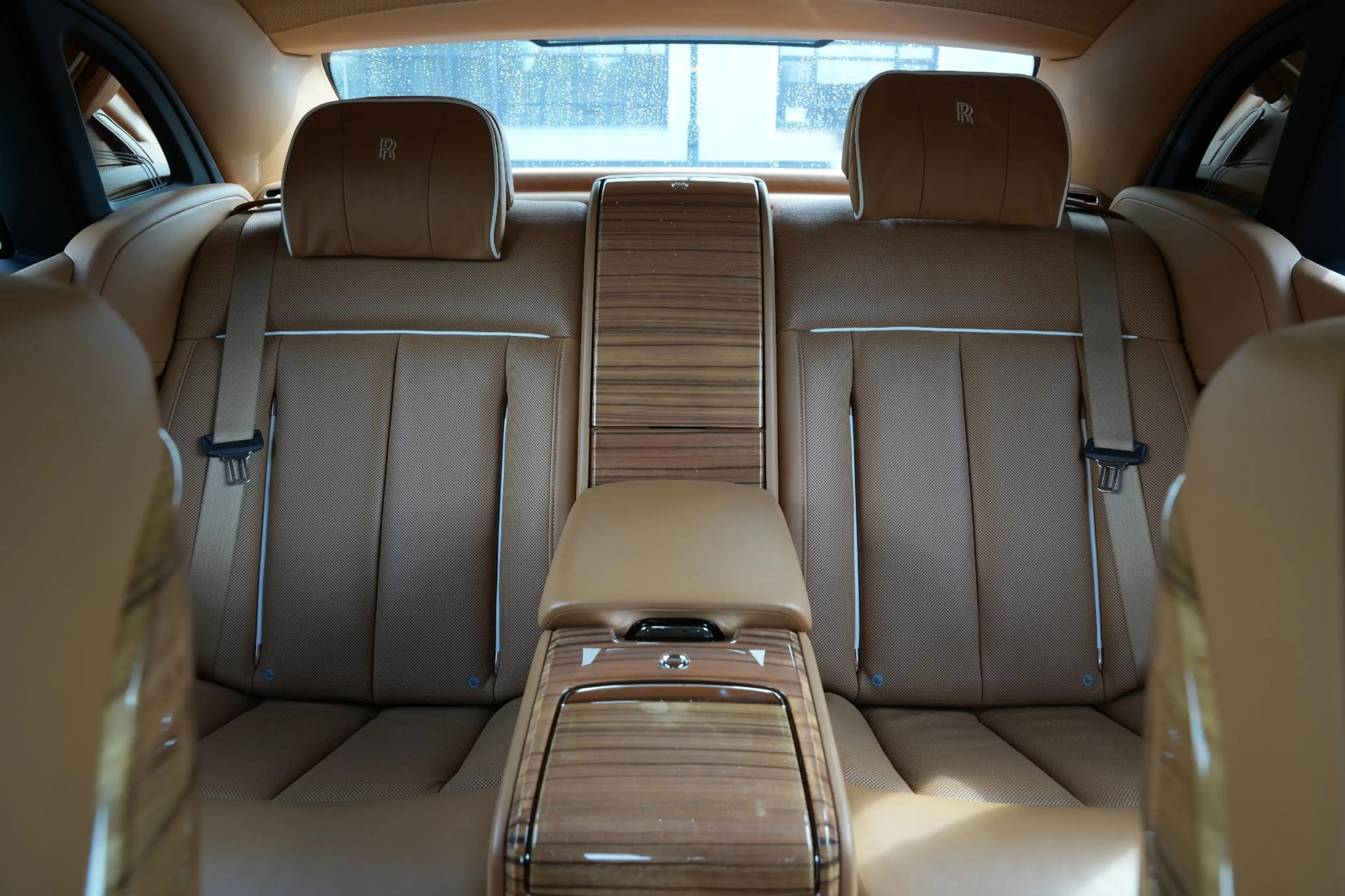 Rolls-Royce Phantom 6.7 V12 Starlight Headliner Rear Theatre Individua — photo 13