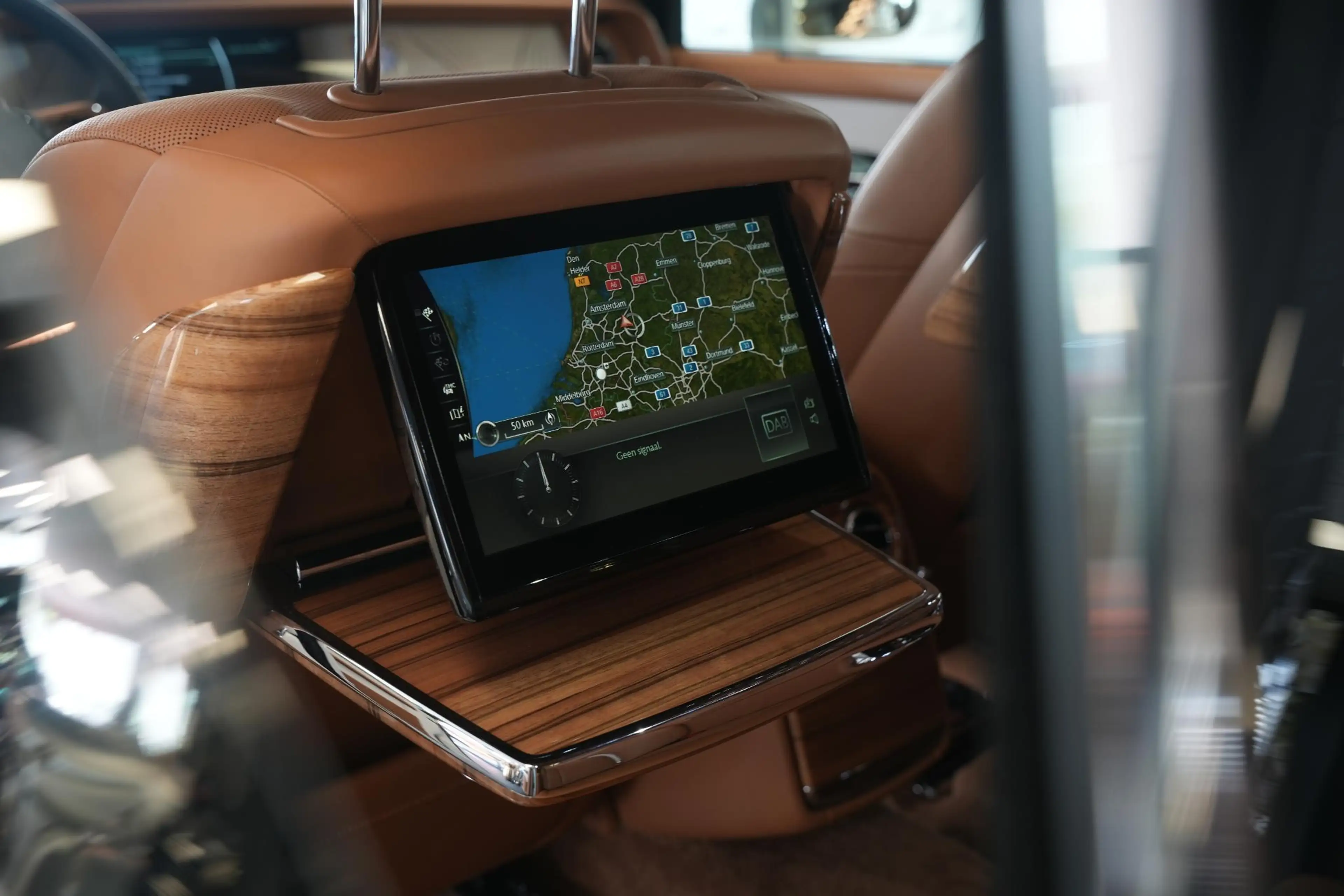 Rolls-Royce Phantom 6.7 V12 Starlight Headliner Rear Theatre Individua — photo 22
