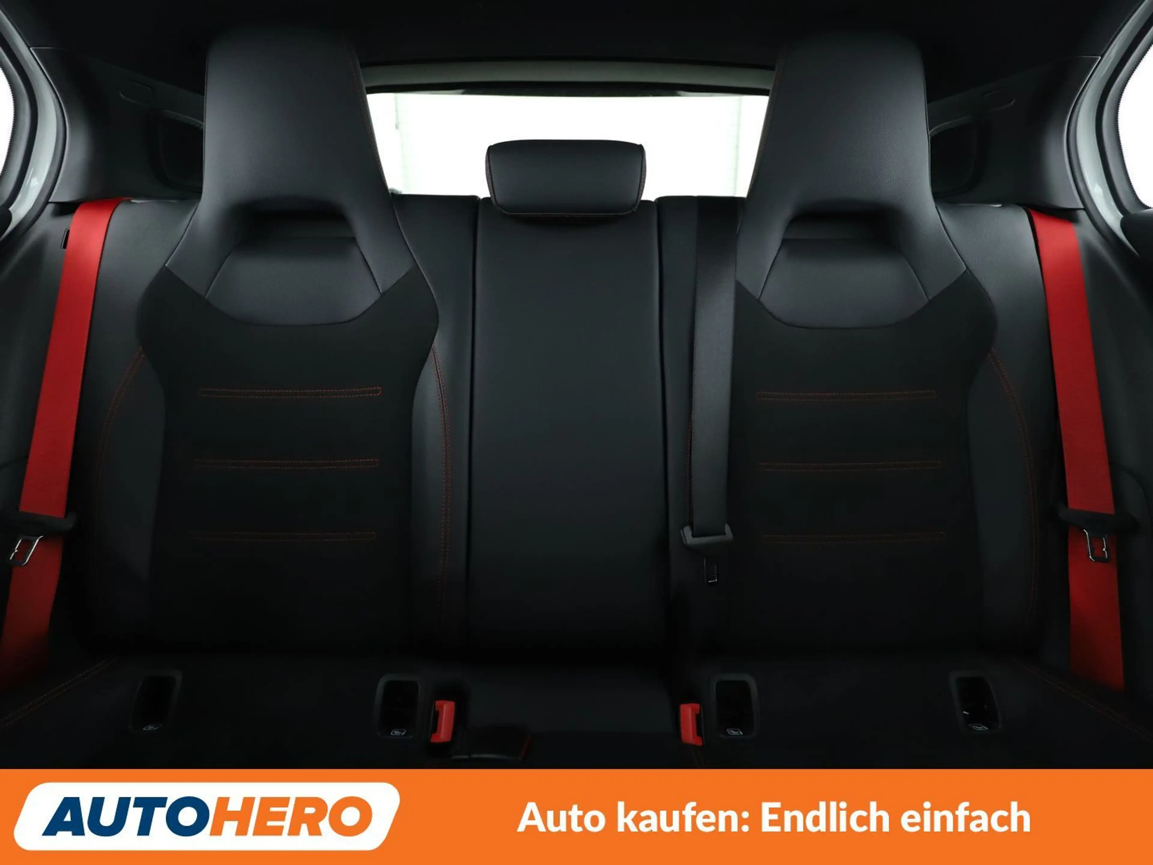 Mercedes-Benz A 35 AMG A 35 AMG 4Matic Aut.*NAVI*VC*TEMPO*CAM*PDC*SHZ* — photo 15