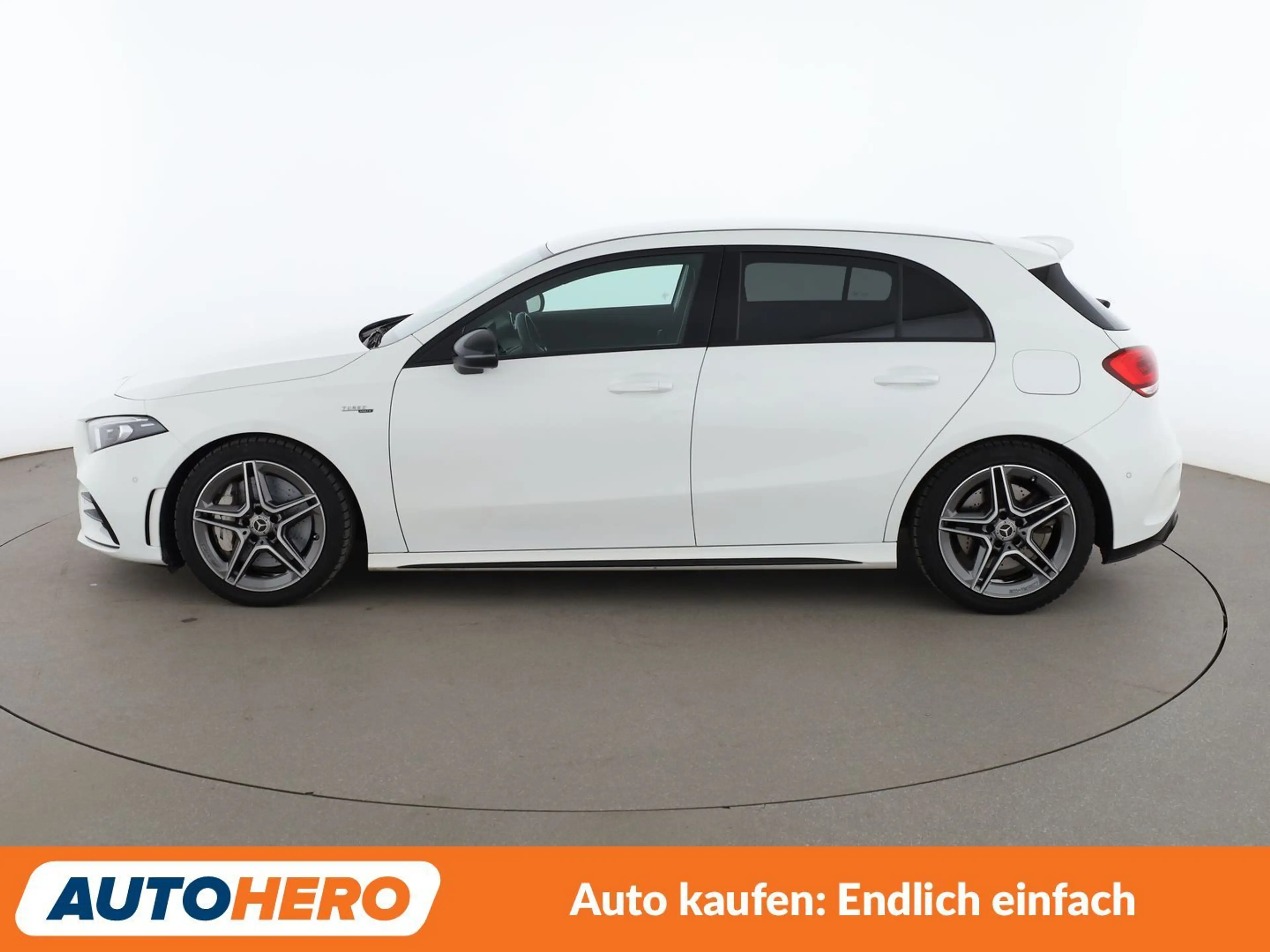 Mercedes-Benz A 35 AMG A 35 AMG 4Matic Aut.*NAVI*VC*TEMPO*CAM*PDC*SHZ* — photo 3
