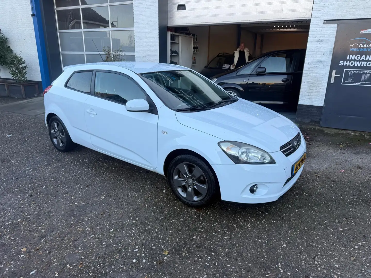 Kia ProCeed / pro_cee'd 1.4 CVVT X-ecutive- Sport- met Onderhoudshistorie, Білий - 2